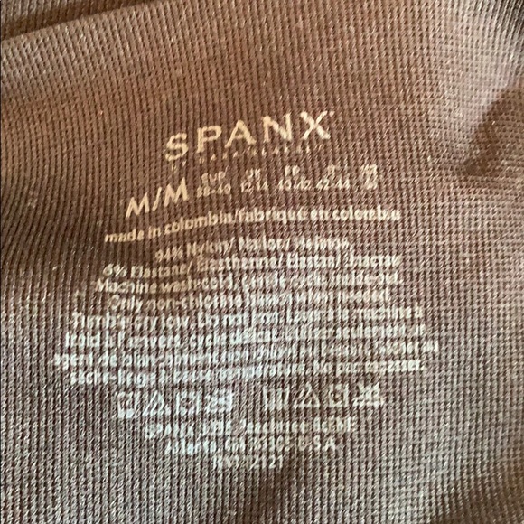 NWT Spanx Seamless Print Legging Black Medium - Picture 5 of 5